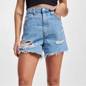 Levi’s Highwaist Mom Shorts